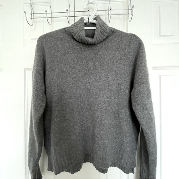 COPY - 100% oversized cashmere turtleneck sweater (chrcoal grey, size S) - Picture 1 of 7